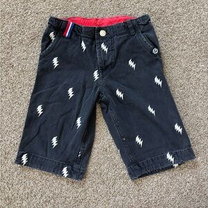 Black and White Lightning Print Casual Shorts